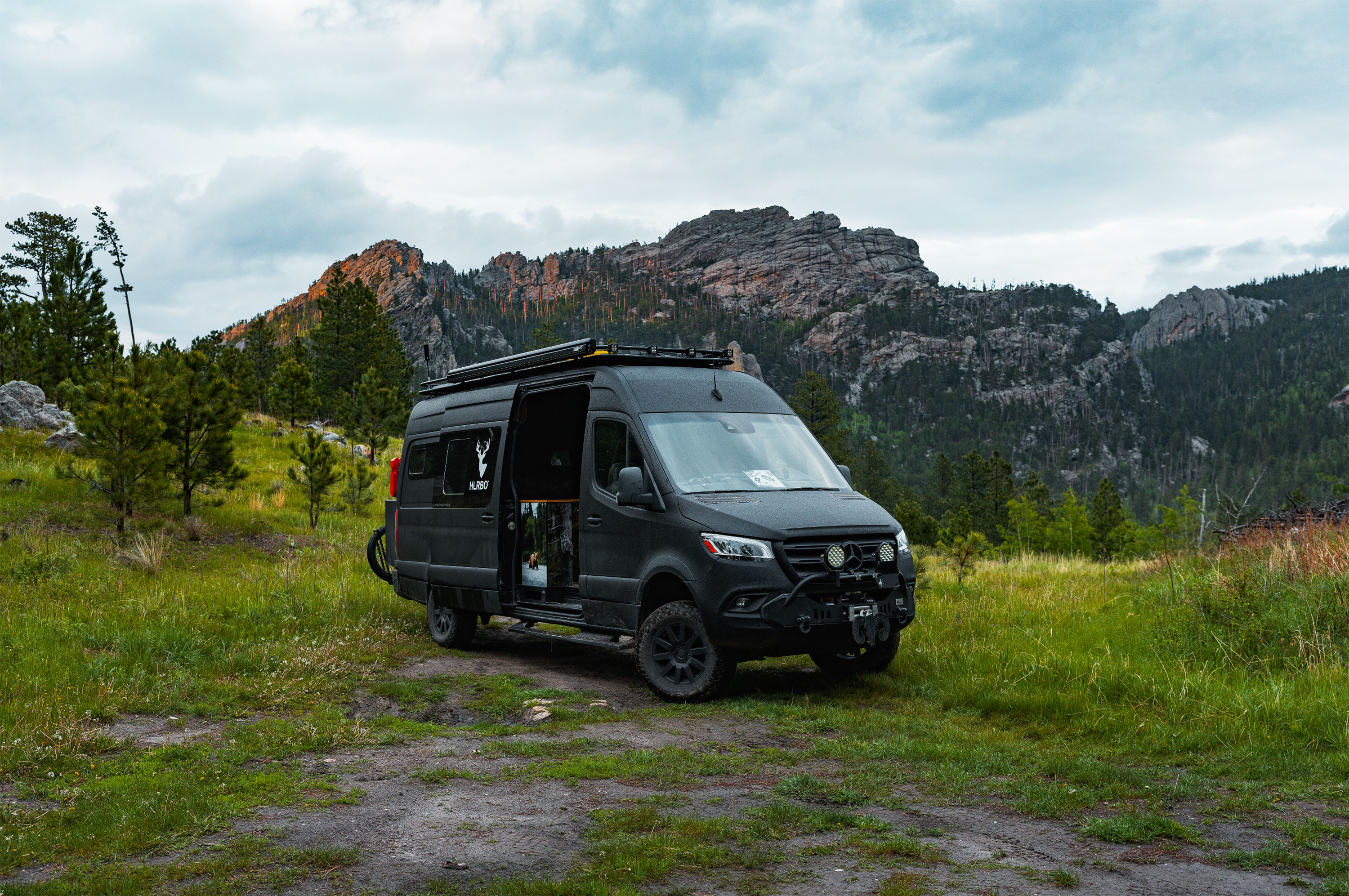 hlrbo-van-image